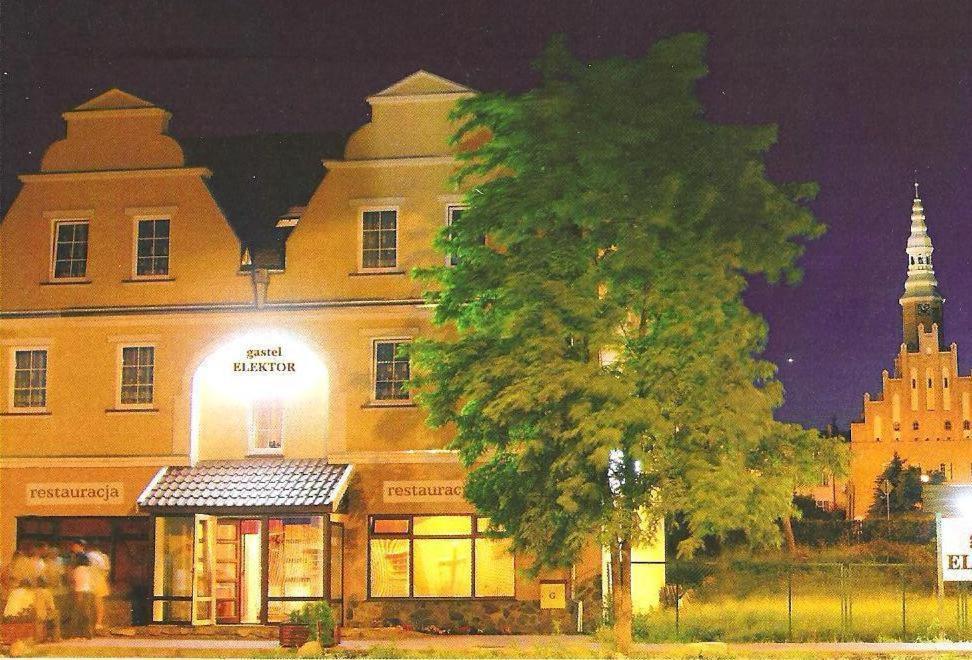 Hotel E-Lektor Morag Exterior photo